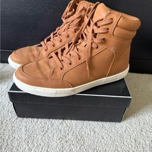 Men's Travis High Top Sneaker
